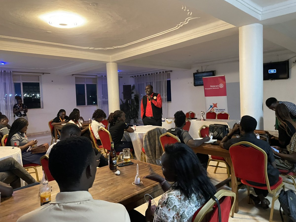 Destadia's tweet photo. “When a man has money, temptations are high. When a woman has money, temptations are low”

Women, don’t allow your men to have disposal income. You can create opportunities for investing that will dispose off his income 
#DestadiaFriday https://t.co/mESw18hdCo