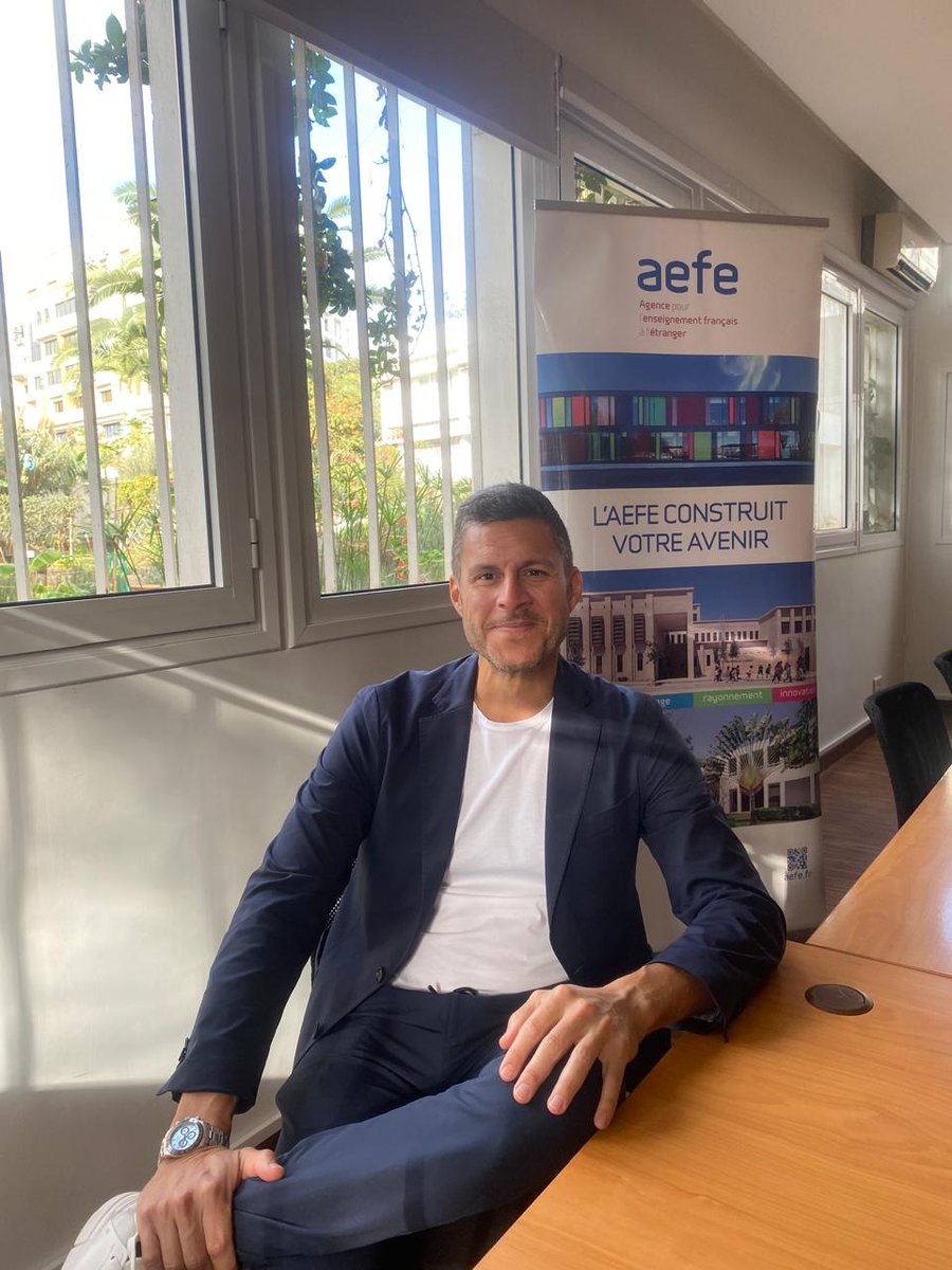 👥🎤 Raconte-moi ton école : rencontre avec Othman Ktiri, ancien élève du lycée Lyautey

👨‍💼 L'interview d'Othman Ktiri, entrepreneur visionnaire et fondateur d’OK Mobility Group à découvrir ici >  youtu.be/GvOUS_vbQNw

<a href="/aefeinfo/">AEFE</a> 
<a href="/OkMobilitycorp/">Ok mobility Corporate</a>