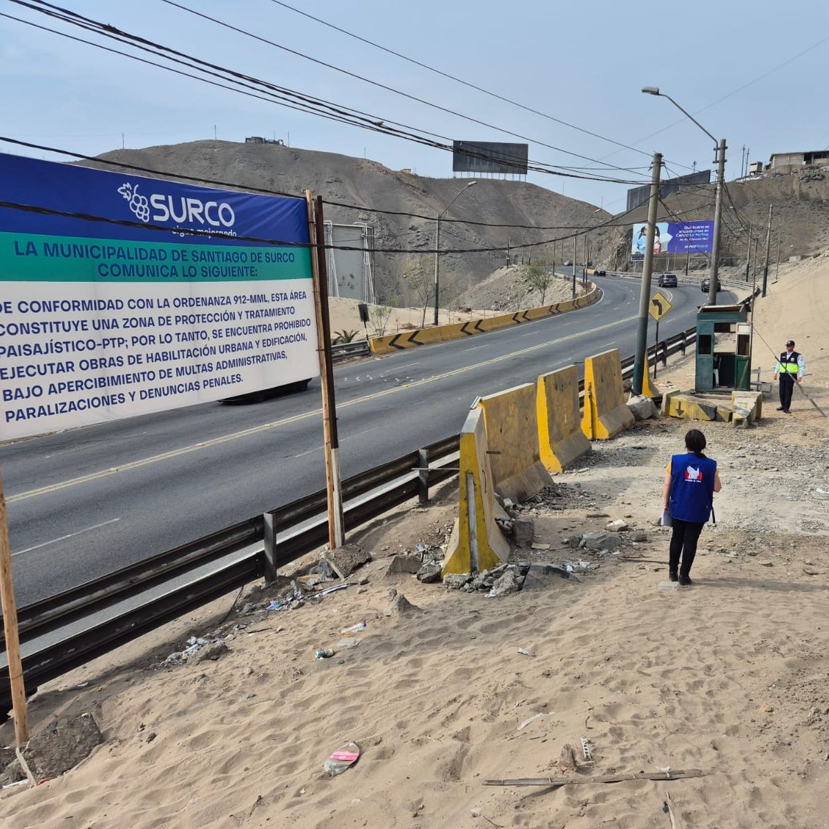 Defensoria_Peru's tweet photo. Ante publicaciones difundidas en redes sociales sobre la deplorable situación de un puesto de vigilancia de la @munisurco1 ubicado en el Cerro Centinela, acudimos al lugar a constatar las condiciones de trabajo del personal del servicio de Serenazgo (1/3) https://t.co/FJ8wGRG2nx