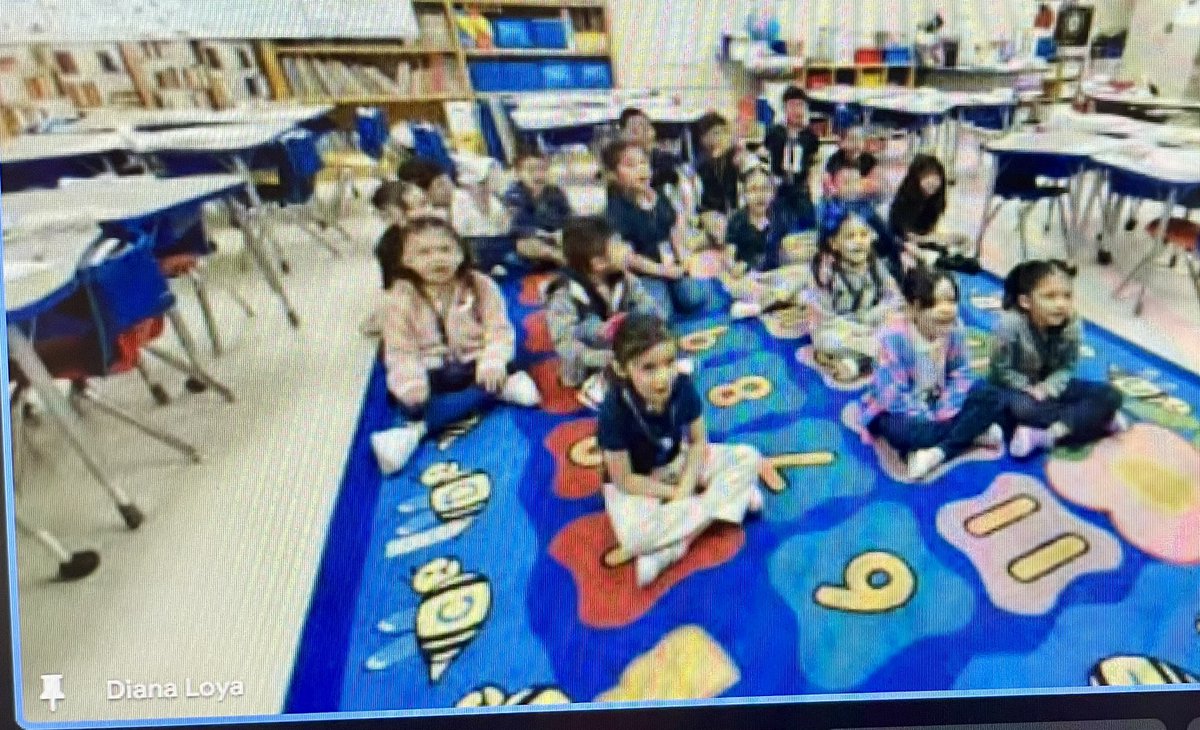 Another fabulous Masked Reader event in the books. Students <a href="/jlsambrano/">Sambrano Wildcats</a> excited to participate. Thanks to <a href="/Alvarez_SEISD/">Anna Alvarez</a> and <a href="/Gediaz_SEISD/">Georgina Diaz</a> for always delivering!📚💙