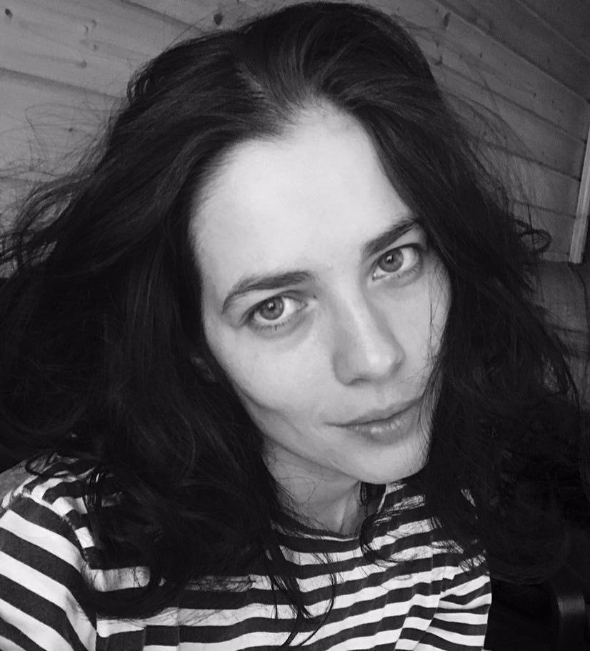 Мои сегодняшние домашние проказы.

Стынут пироги. Быстрей к столу.