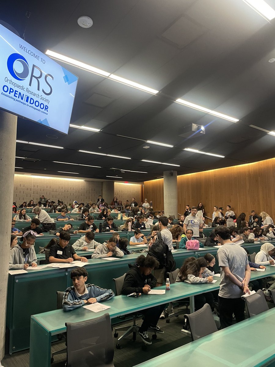Full house for #ORSOpenDoor for #ORS2025 <a href="/ORSsociety/">Orthopaedic Research Society</a>