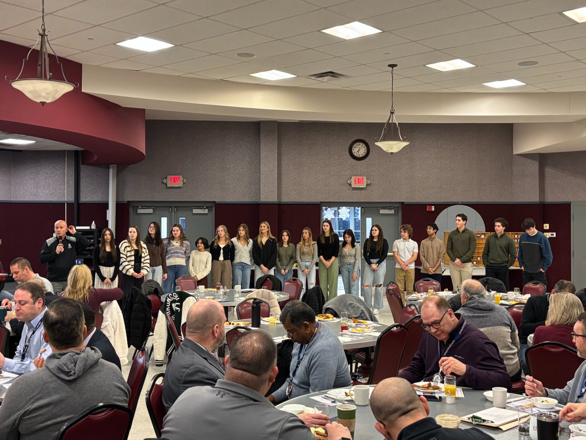 Strongsville High (@hs_strongsville) on Twitter photo Thank you to the Strongsville Rotary for hosting the top 5% of this year's graduating senior class. The top 5% shared their future plans as leaders of the high school. #ModelMustang Thank you to the Strongsville Rotary for hosting the top 5% of this year's graduating senior class. The top 5% shared their future plans as leaders of the high school. #ModelMustang