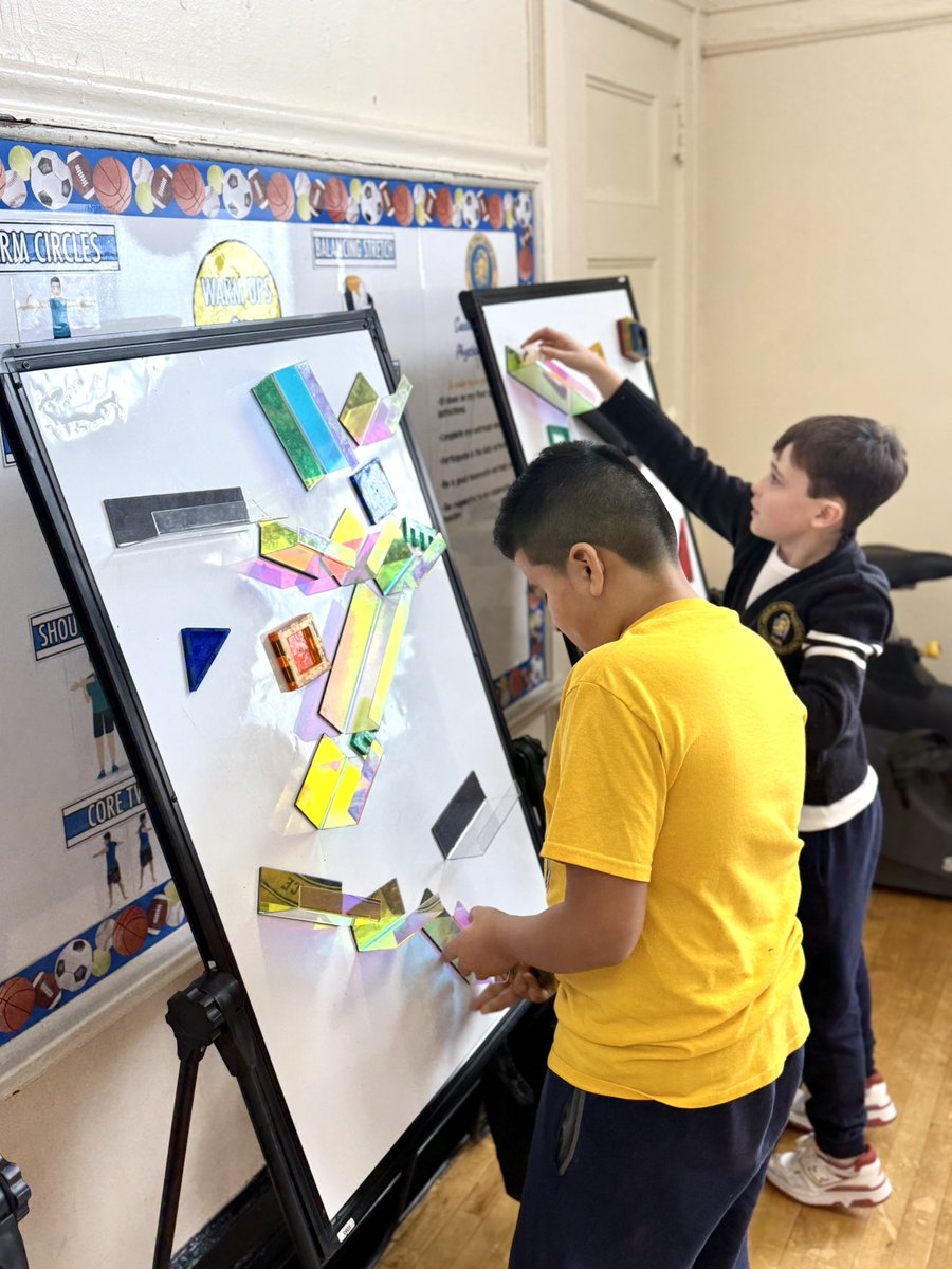 502ps66's tweet image. Our 5th Graders @PS66JKO had a blast working with the STREAM Team from Innovation ED! Students solved puzzles, enjoyed Virtual Reality Headsets, studied robotic movement and constructed engineering models! #InnovativeLearning #STEAM