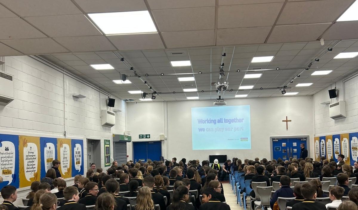 KS2 had a visit from Severn Trent Water this afternoon to find out where our water goes and what is it used for. It was very enjoyable and fun! <a href="/stwater/">Severn Trent</a> #community #TeamIpsley