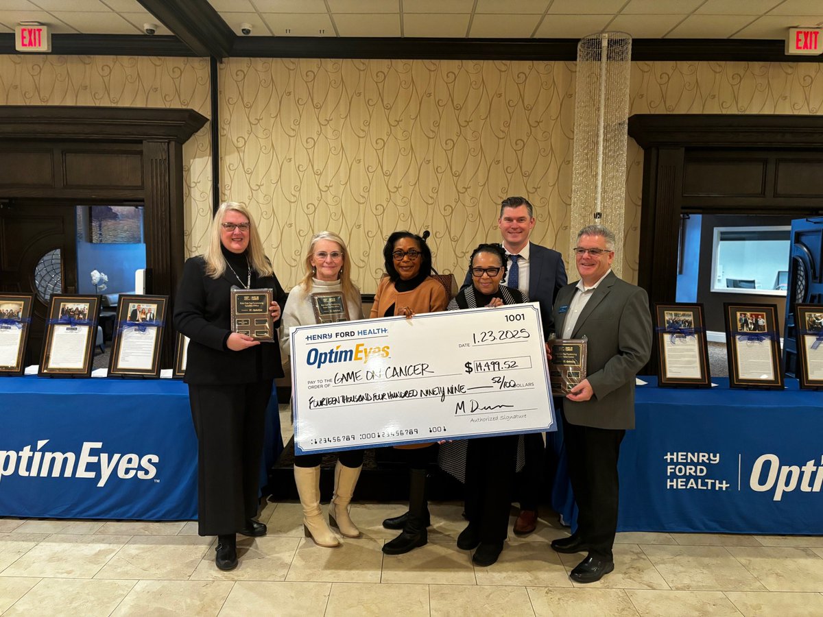 GameOnCancerDET's tweet image. 🎉 A huge thank you to the incredible team at @HFOptimEyes for their amazing fundraising efforts! Through a point-of-sale fundraiser, OptimEyes locations came together to raise an incredible $14,499.52 for #GameOnCancer Kid’s Club, helping support families facing cancer. 💙