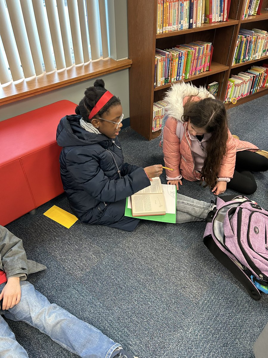 Ali M. Johnston, Ed.S (she/her) (@alijohnstonhull) on Twitter photo At car rider…just launched a book club with this friend and her peers…Friday afternoon and she’s already digging in with reading and sketch noting! 📝📖 #lovemyjob #bookclubs <a href="/ChouteauSchool/">Chouteau Elementary School</a> <a href="/NKCSchools/">NKC Schools</a> <a href="/WalkerAnjanette/">Anjanette Smith</a> At car rider…just launched a book club with this friend and her peers…Friday afternoon and she’s already digging in with reading and sketch noting! 📝📖 #lovemyjob #bookclubs <a href="/ChouteauSchool/">Chouteau Elementary School</a> <a href="/NKCSchools/">NKC Schools</a> <a href="/WalkerAnjanette/">Anjanette Smith</a>