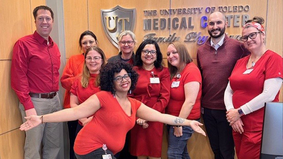 UToledo_Health's tweet image. Today is #WearRedDay, so we are wearing red to raise awareness and help fight cardiovascular disease, the #1 killer of women.

If you have questions about your risk, ask your UToledo Health primary care physician or connect with one of our cardiovascular specialists. 👉…