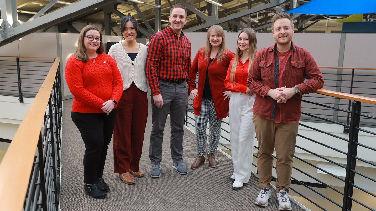 UToledo_Health's tweet image. Today is #WearRedDay, so we are wearing red to raise awareness and help fight cardiovascular disease, the #1 killer of women.

If you have questions about your risk, ask your UToledo Health primary care physician or connect with one of our cardiovascular specialists. 👉…