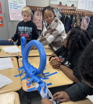 SouthSalemMedia's tweet photo. Hey Spartans! 💚
Come out and support our Math and Stem Game Night this Thursday from 5-7 pm. ➕➖➗🟰🎮🃏
#southsalemelementary #southsalem #sses #newtoncounty #levelup #spartans #spartansunite #science #technology #engineering #mathematics https://t.co/TBw3l2PbLl