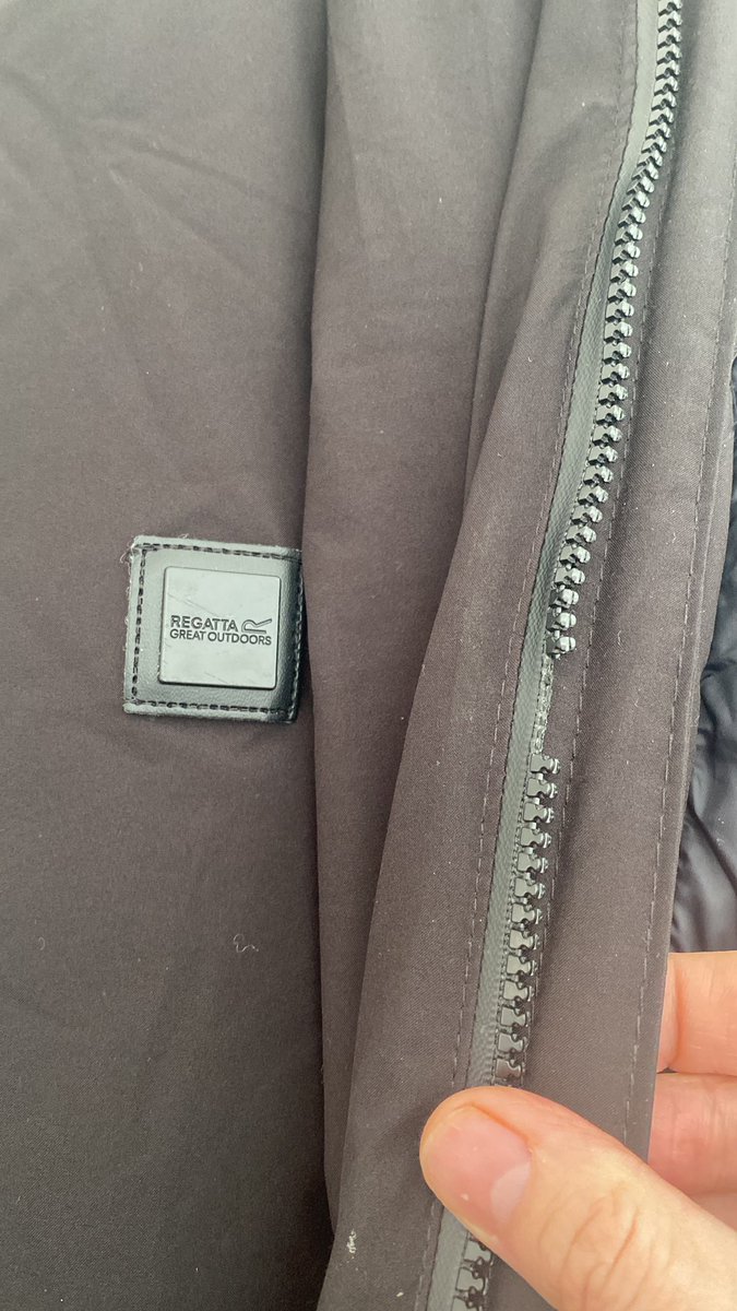 meliepip's tweet image. @ASOS_news I bought this coat less than a year ago from you and teeth came out from the zip today. we have had one of your jackets for less than a year and absolutely loved it. (Bought 24th April 2024). Are you able to get this fixed or replace it?
