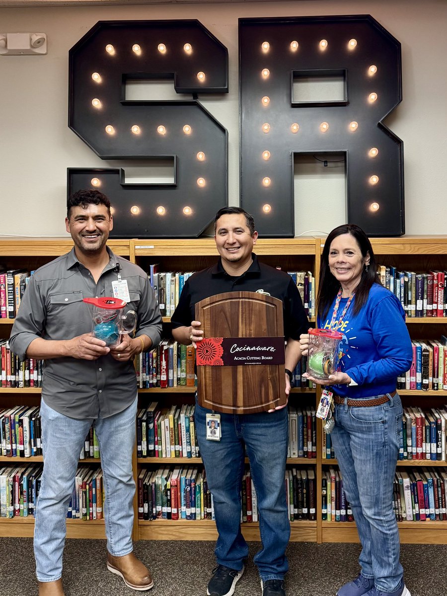 🌳 Sul Ross MS Library & Garden tweet media