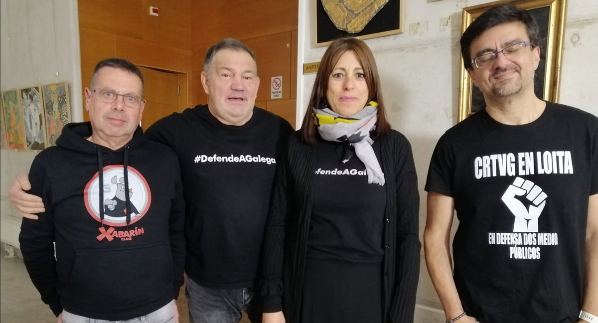 #Venresnegro351CRTVG por uns medios públicos que o sexan🖤 por unha CRTVG ao servizo do país🖤 por unha RG e unha TVG que deixen de ser o gabinete de prensa do partido que estea na Xunta🖤

#LiberemosAGalega
#DefendeAGalega