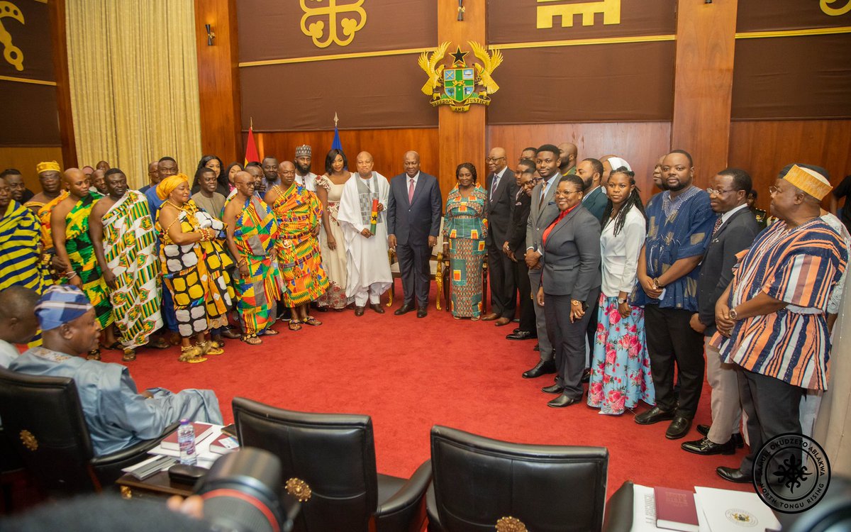 S_OkudzetoAblak's tweet image. Ghana’s new Foreign Minister. 

I am ready to serve with integrity, innovation, dynamism, love for country and deep respect for the Ghanaian people.

Our strategic national interest shall always reign supreme. 

I will not disappoint President Mahama and the good people of Ghana.…