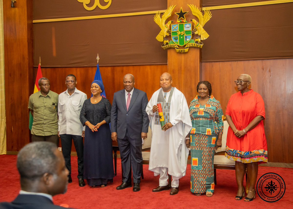 S_OkudzetoAblak's tweet image. Ghana’s new Foreign Minister. 

I am ready to serve with integrity, innovation, dynamism, love for country and deep respect for the Ghanaian people.

Our strategic national interest shall always reign supreme. 

I will not disappoint President Mahama and the good people of Ghana.…