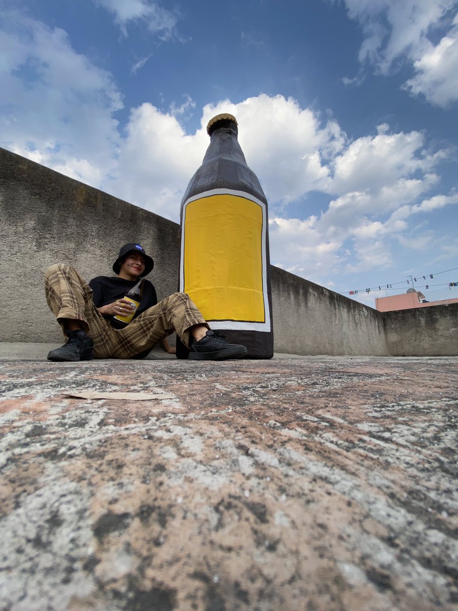 Caguamón
Escultura en cartonería 
180x65cm 

Pieza colaborativa con <a href="/notorius_gib/">microhornito</a> para su expo individual en <a href="/salonacme/">Salón ACME</a> 
Felicidades en hora buena y gracias por la confianza siempre 🌹🔥❤️‍🔥