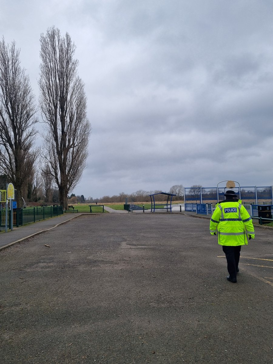 Officers were patrolling today at Shard End, making sure our community is safe and engaged with local businesses.
#CommunityEngagement #knifesweeps
