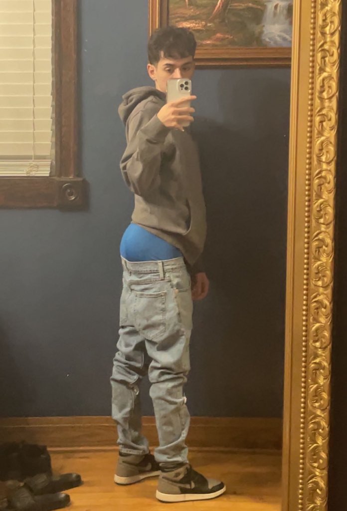 _chi_twink's tweet photo. Hey daddy 
Rt if you want a taste https://t.co/pInfZfYyME