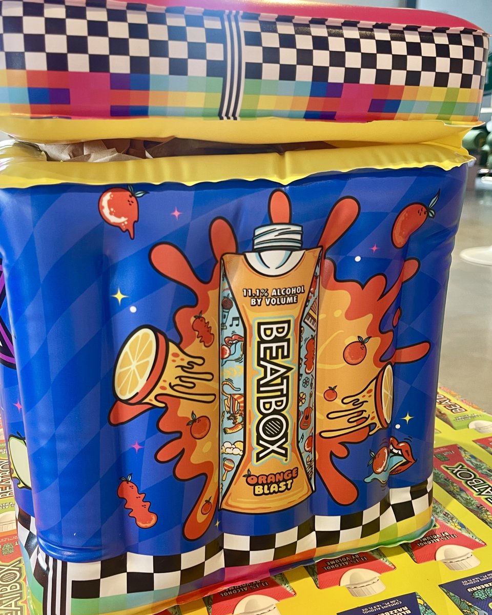 BeatboxBevs's tweet photo. 🚨 ENTER FOR A CHANCE TO WIN 🚨 it's F*** YEAH FRIDAY and this friday it's time to find out what's your flavor with a sick blowup BeatBox cooler 🧊  

Repost this, follow us, and tag your friends in the comments. We'll hook 1️⃣5️⃣ of you up with this gift box so you can be ready to find your BeatBox flavor 🌈