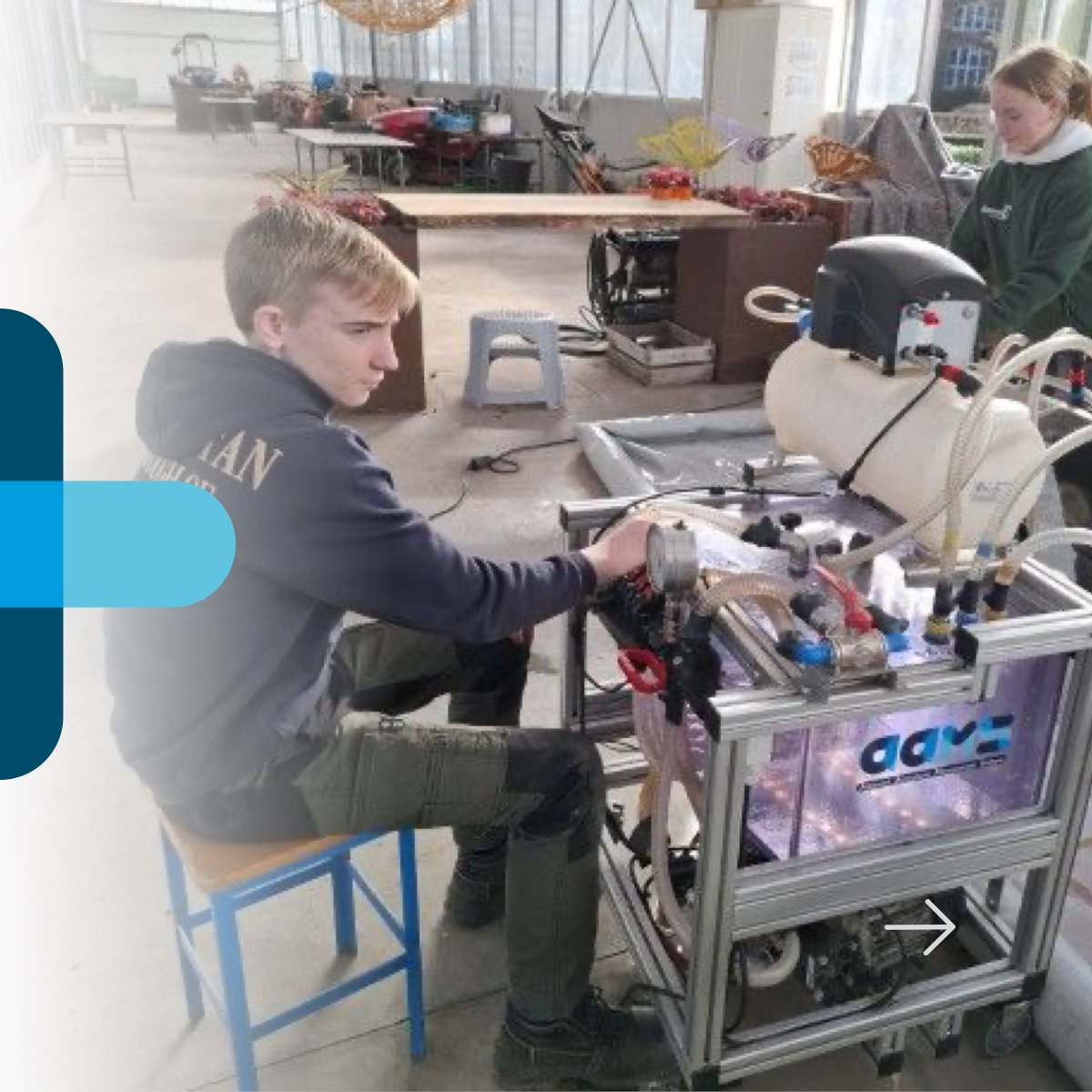 aamsbv's tweet photo. Students from Scheppersinstituut Wetteren gained hands-on experience with our Demo Sprayer through RTC Oost-Vlaanderen. They learned about spraying technology, pressure regulation, and the importance of nozzle types for efficient and environmentally friendly application. 🍀 https://t.co/kxgsJoTg32