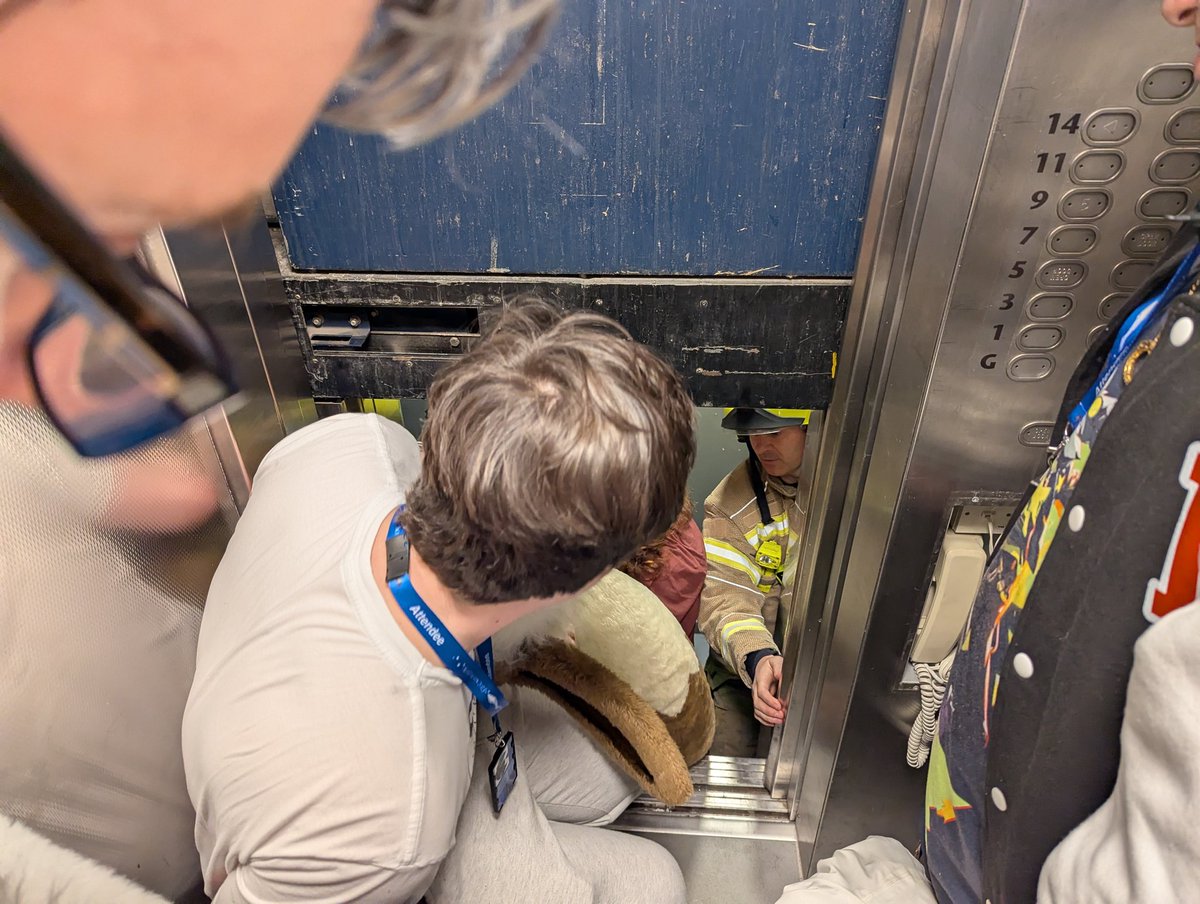 RustiDhole's tweet image. We have been rescued 🙌