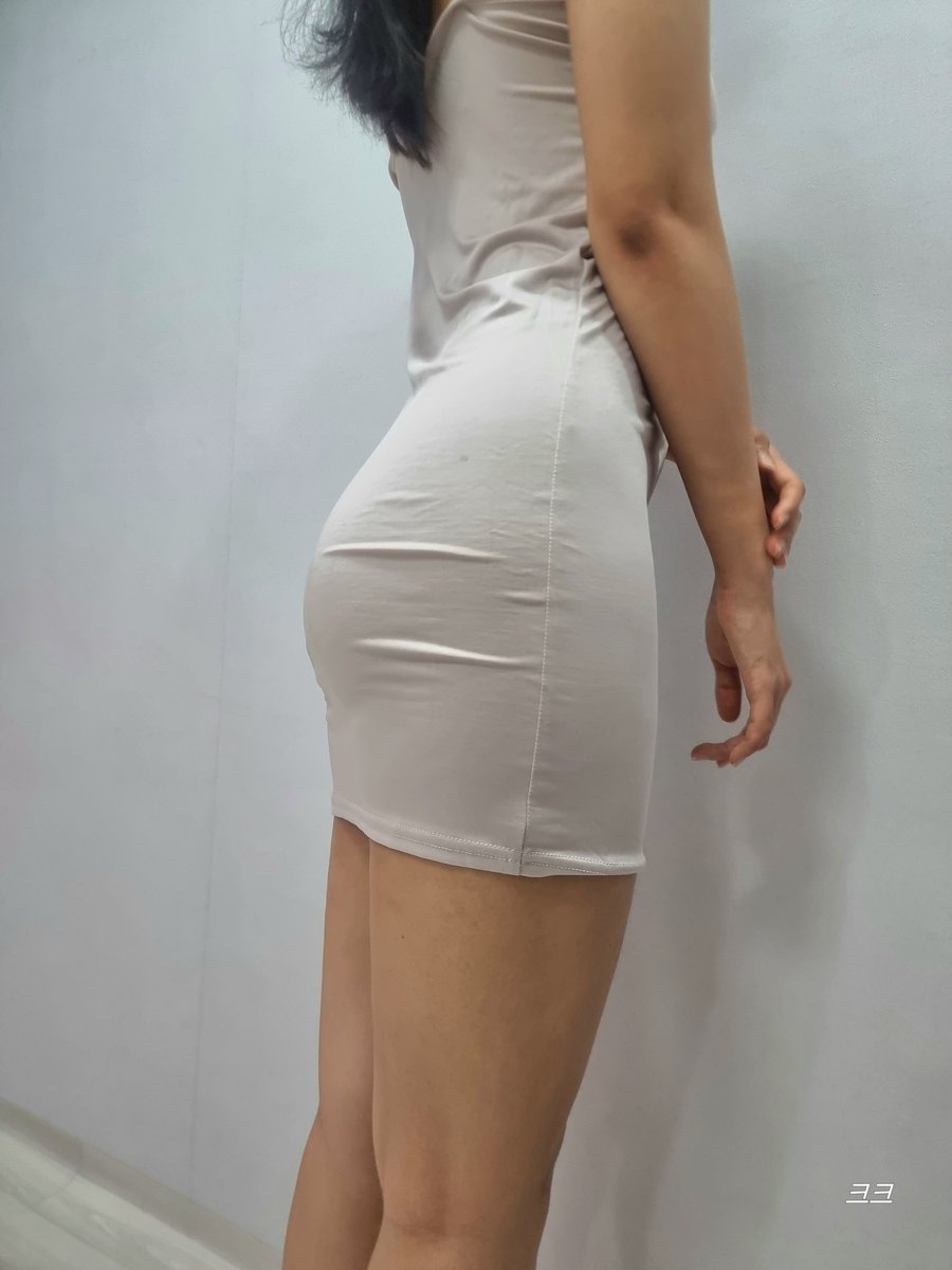 키키랑 함께 하실 레즈플 가능하신 초대녀 또는 커플 분들 톡주세요ㅎㅎ 키키가 어려서 30대 까지만 연락 부탁드려요. 초대남x