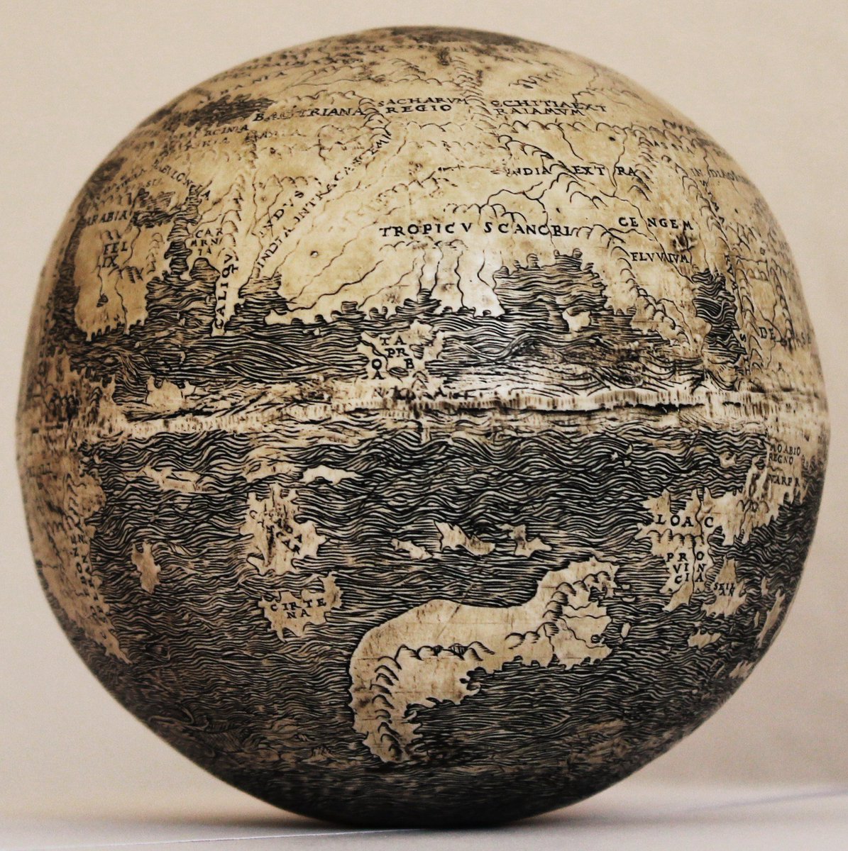 JamesLucasIT's tweet image. 2. Likely crafted in Florence, this globe made from two ostrich eggs may be the first known globe depicting the New World.

Dating back to the early 1500s, it features the inscription HC SVNT DRACONES ("Here are the Dragons"), positioned above the southeastern coast of Asia.