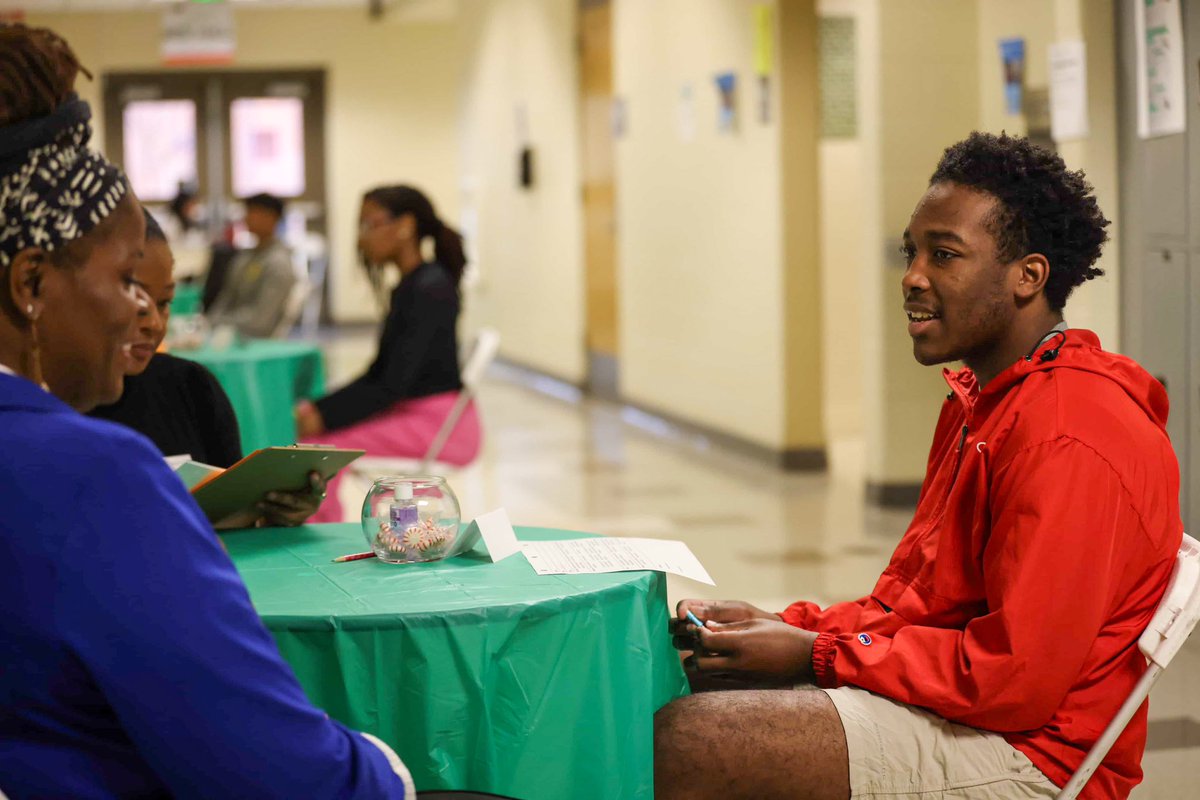 Leeds High School tweet media