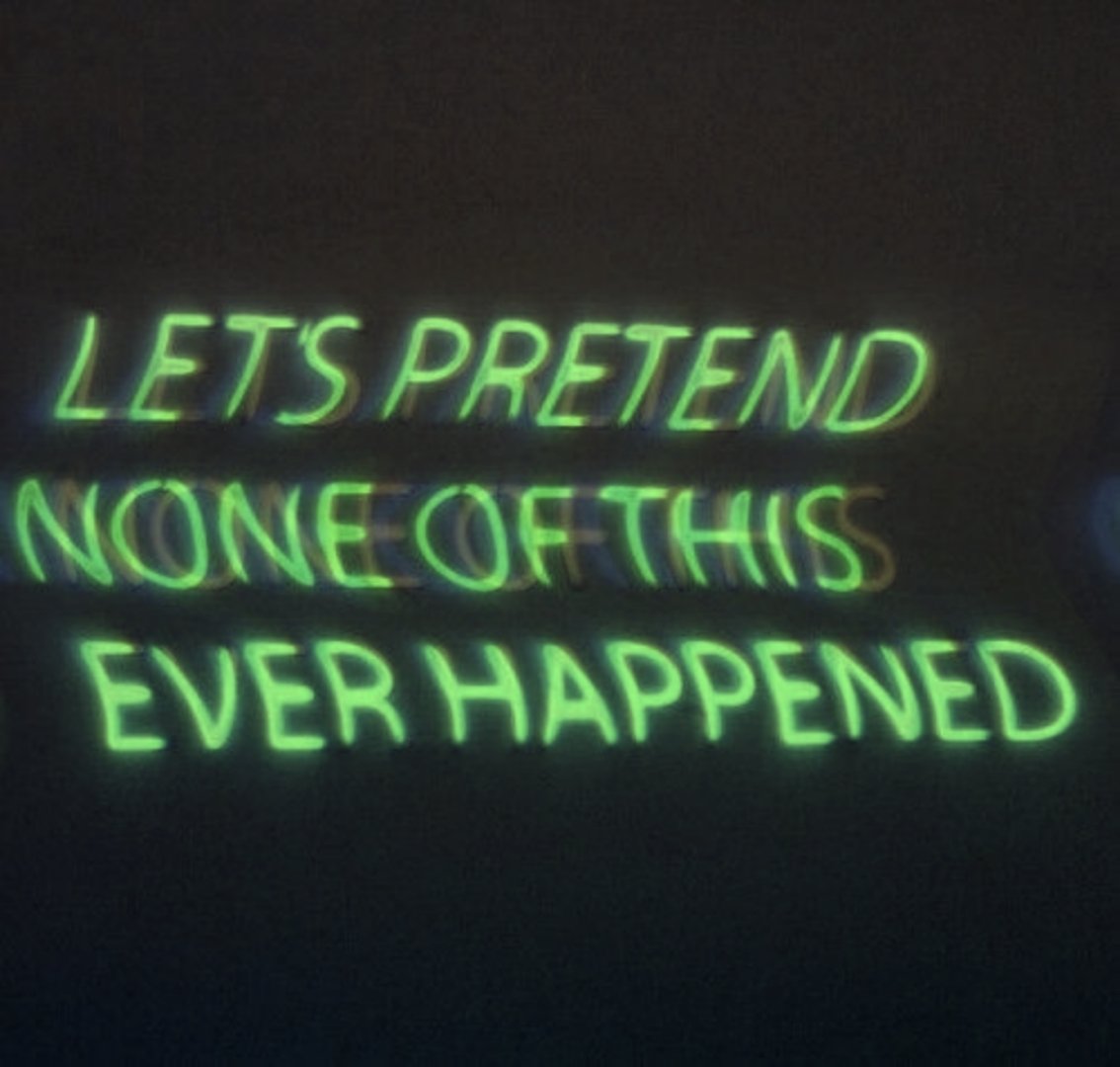 𝚐𝚒𝚛𝚕 𝚠𝚒𝚝𝚑 𝚗𝚘 𝚗𝚊𝚖𝚎. tweet media