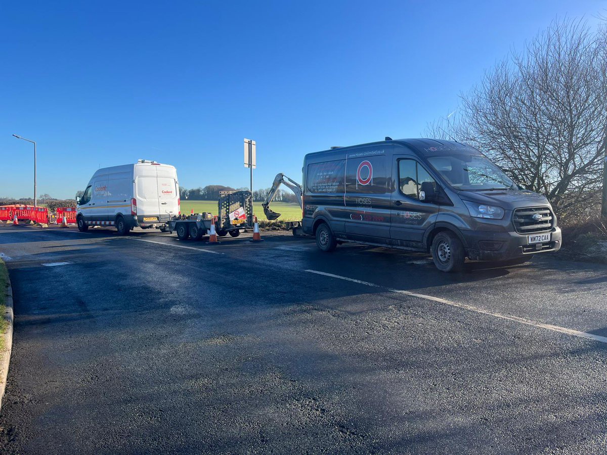 HosesUnlimited's tweet photo. Productive week making long lasting relationships with customers👌Also nice to see the high quality @HANSAFLEX product being fitted to machines in the Northwest UK 🙌🏻 https://t.co/rFvEUUJCTW