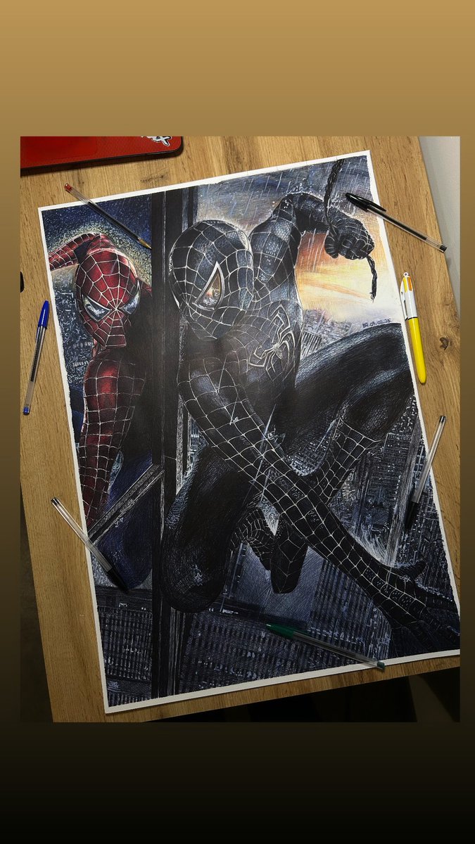 RemyMTGN's tweet photo. Un p’tit like et un p’tit partage ? pour mon BIG retour avec un BIG dessin au BIC 😶‍🌫️🕷️ https://t.co/K0oQMKXK5J