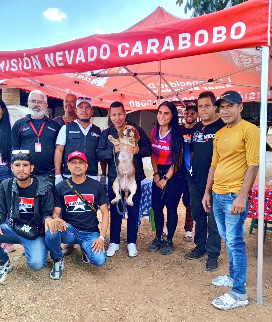 TupamaroMRT_'s tweet photo. "La capacidad de amar es infinita. Desarrollémosla, creo que esos son valores esenciales para poder construir el socialismo."
Hugo Chávez

Desde el Edo. @CaraboboMrt_2 Mpio. San Diego, con amor nuestra militancia realizó apoyo organizativo a la hermosa jornada de la Misión Nevado https://t.co/O3ZoXPJoNU