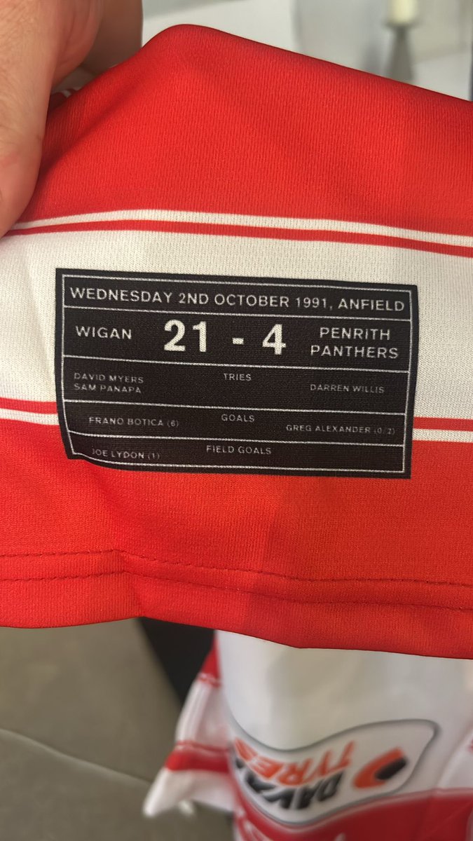 Wayne Godwin (@waggataurus) on Twitter photo There she is! 😍🔥 <a href="/WiganWarriorsRL/">Wigan Warriors 🍒⚪️</a>
Legend Kris Radlinski has sent a signed World Club Challenge jersey, programme & winners’ medal to auction for the <a href="/boylebags19/">Ryan Boyle</a> family ❤️🙏
📩 DM <a href="/Waggataurus/">Wayne Godwin</a> for offers & spread the word!
#RugbyLeagueFamily #WiganWarriors #CharityAuction There she is! 😍🔥 <a href="/WiganWarriorsRL/">Wigan Warriors 🍒⚪️</a>
Legend Kris Radlinski has sent a signed World Club Challenge jersey, programme & winners’ medal to auction for the <a href="/boylebags19/">Ryan Boyle</a> family ❤️🙏
📩 DM <a href="/Waggataurus/">Wayne Godwin</a> for offers & spread the word!
#RugbyLeagueFamily #WiganWarriors #CharityAuction