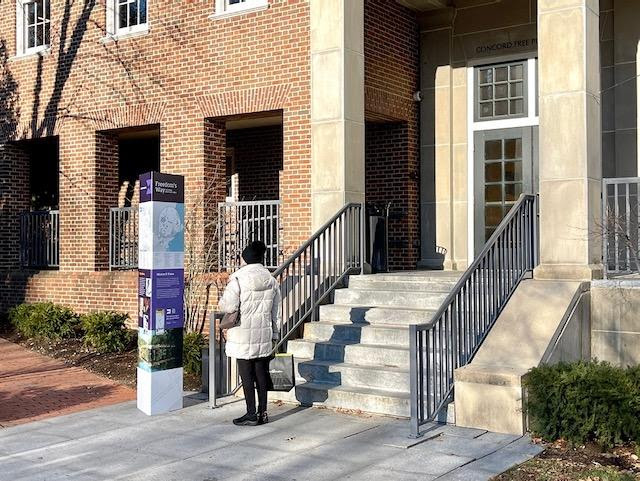 FreedomsWayNHA's tweet image. 🚏 Exciting news! Wayfinding kiosks are now at 8 locations across the Freedom’s Way National Heritage Area, including Walden Pond, Groton History Center &amp;amp; more—just in time for the 250th celebrations! Want to host one? Reach out! #FreedomsWay #ExploreLocal #Wayfinding