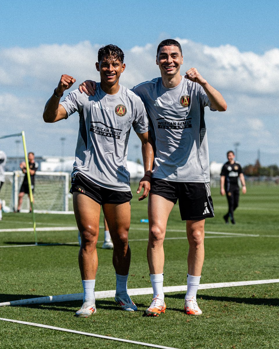 🇻🇪 + 🇵🇾 = 😍