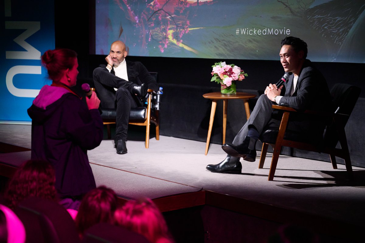 Last night <a href="/wickedmovie/">Wicked: For Good</a> director Jon M. Chu sat down with LMU alum and Good Day LA anchor Melvin Robert for a magical Q &amp; A session with LMU Lions at <a href="/LMUsftv/">LMU School of Film and Television</a>  🪄🦁🎵