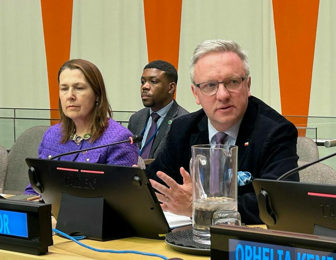 PLinUN's tweet image. Yesterday, Amb. @KSzczerski, Chair of the #CSocD, moderated a discussion on investing in healthy, inclusive and resilient societies at the @UNECOSOC Coordination Segment.

Together we underlined the need for policies and partnerships that empower individuals and communities.