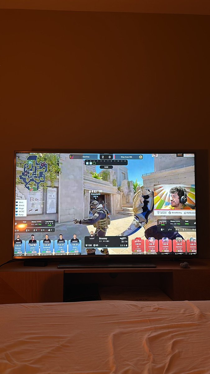 On supporte <a href="/GenOneEsports/">GenOne</a> <a href="/KRL_STREAM/">KRL</a> !!