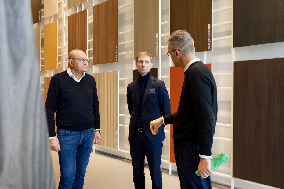 Oggi ho visitato la #CLEAF di #Lissone, da #50anni leader nella #produzione di #superfici #innovative per #l’arredo e #l’interiordesign.

Qui clip e interviste della visita 🎙️👉🏻: youtu.be/GOuCL8RMDLg