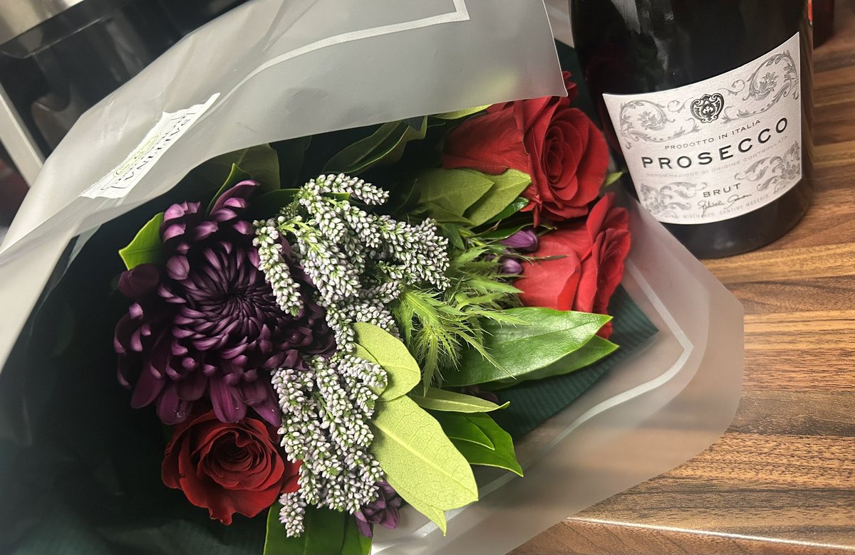 When you come home from work to this beautiful surprise ☺️❤️