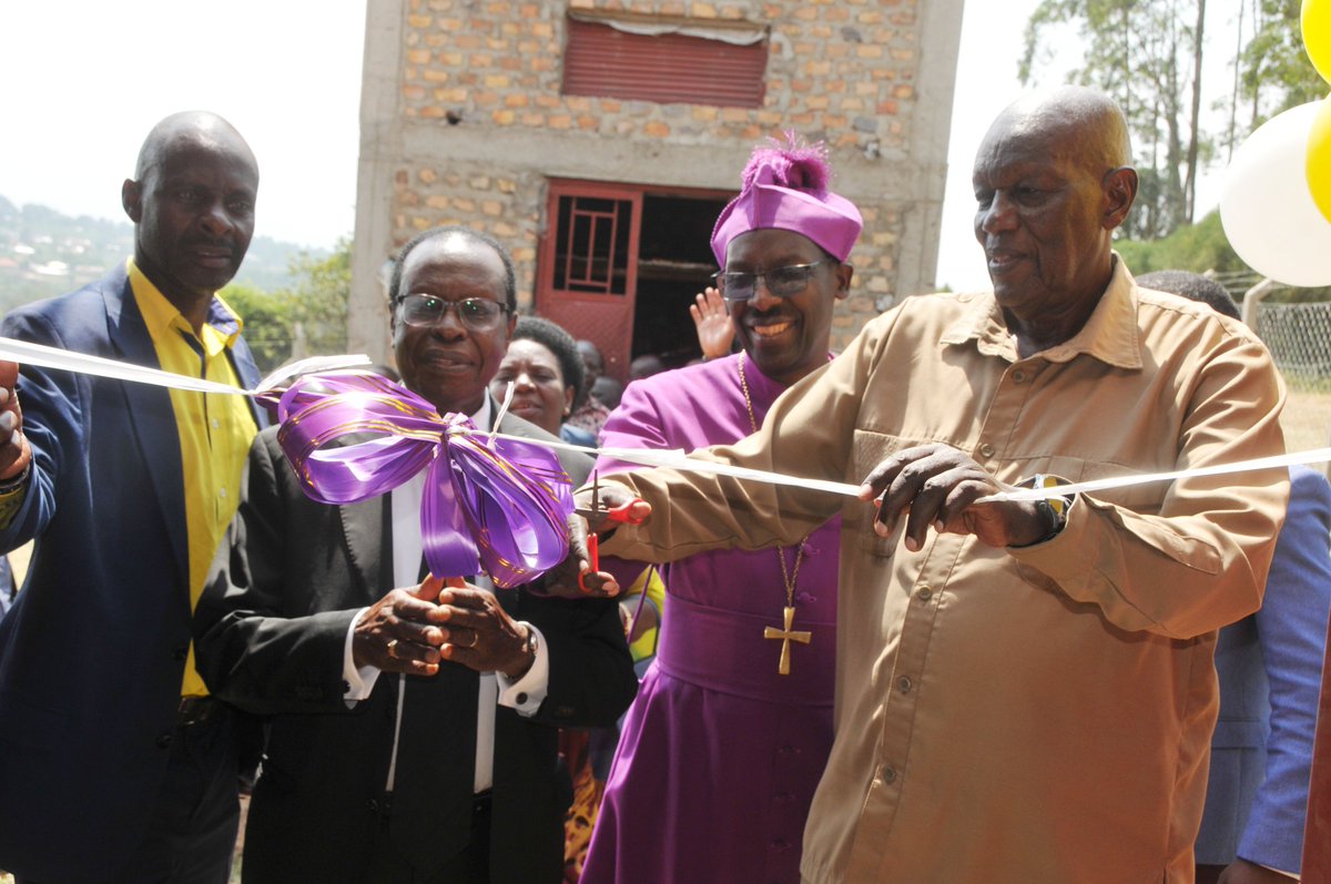 AnkoleDiocese's tweet image. Today 7th February 2025, Bishop Sheldon Mwesigwa and Lt. Col James Mwesigye who represented Hon Bright Rwamirama officialy launched coffee factory @AnkoleDiocese.