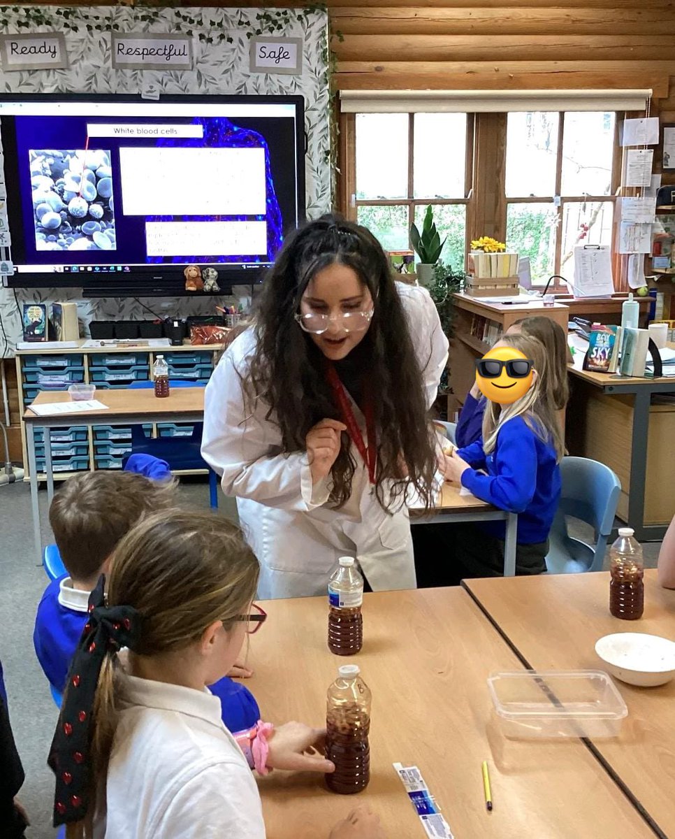 Combe Down Primary School (@combe_down) on Twitter photo What a fun Friday we've had in year 6 with a special visitor (Professor Ferreira- Miss Ferreira's cousin) coming in to teach the children all about the components of blood!😉 <a href="/PalladianTrust/">Palladian Academy Trust</a> What a fun Friday we've had in year 6 with a special visitor (Professor Ferreira- Miss Ferreira's cousin) coming in to teach the children all about the components of blood!😉 <a href="/PalladianTrust/">Palladian Academy Trust</a>