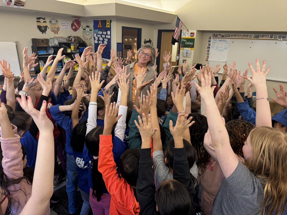 Lorena Forbes tweet media