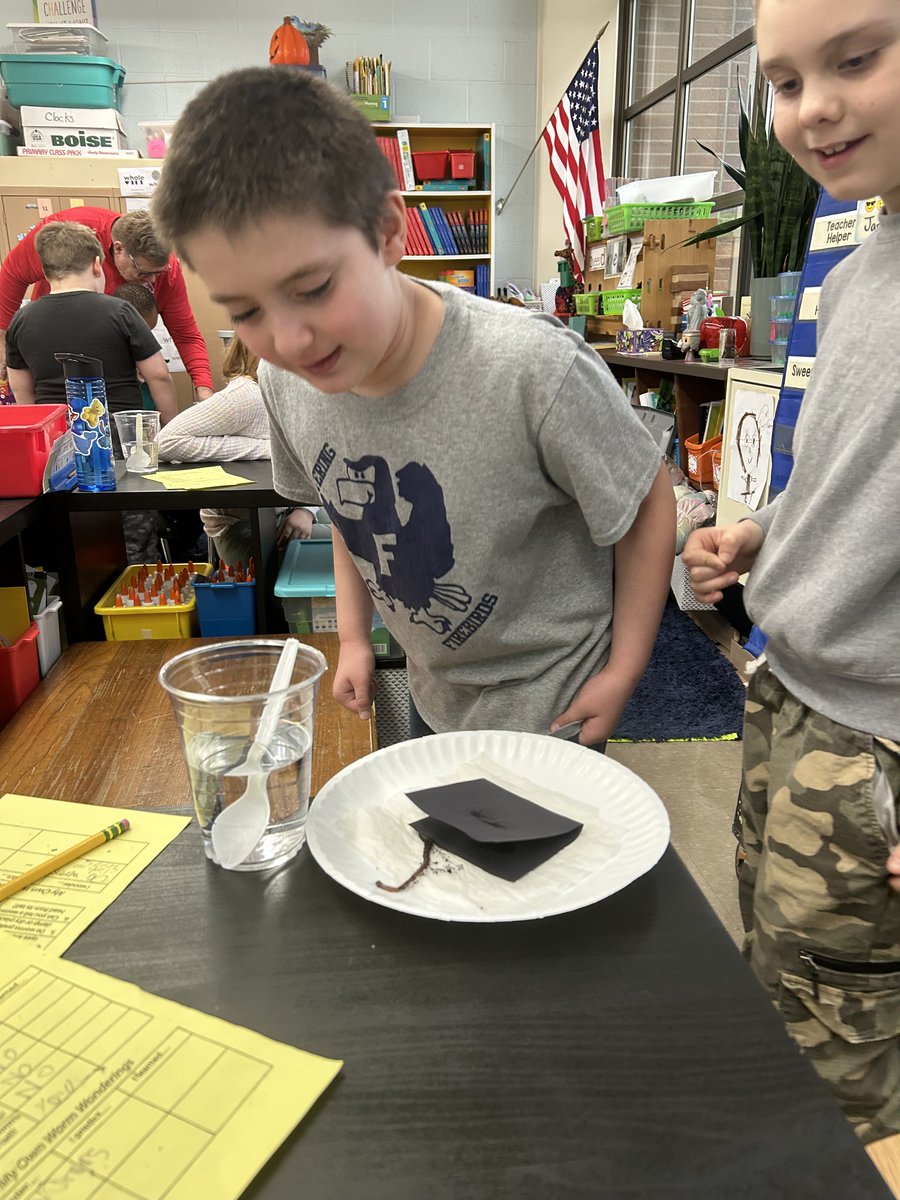 2nd grade biologist studying the behavior of worms and the impact they have on their school garden. Gathering data, comprehending informational text, developing Portrait of a Graduate skills, and career awareness contribute to the STEAM State of Mind! <a href="/KetteringLearns/">Dan Von Handorf</a> <a href="/stem_do/">Do STEM</a>