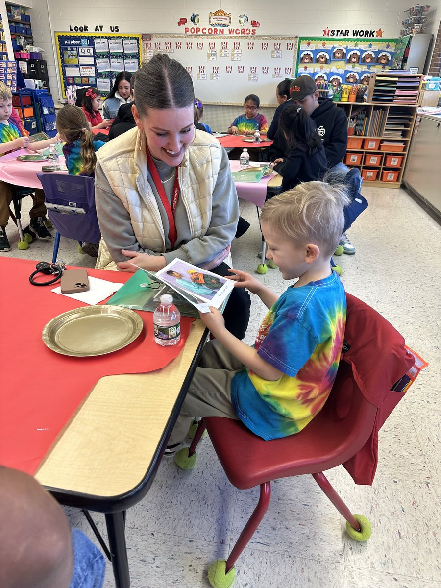 Mrs. Goldman tweet media