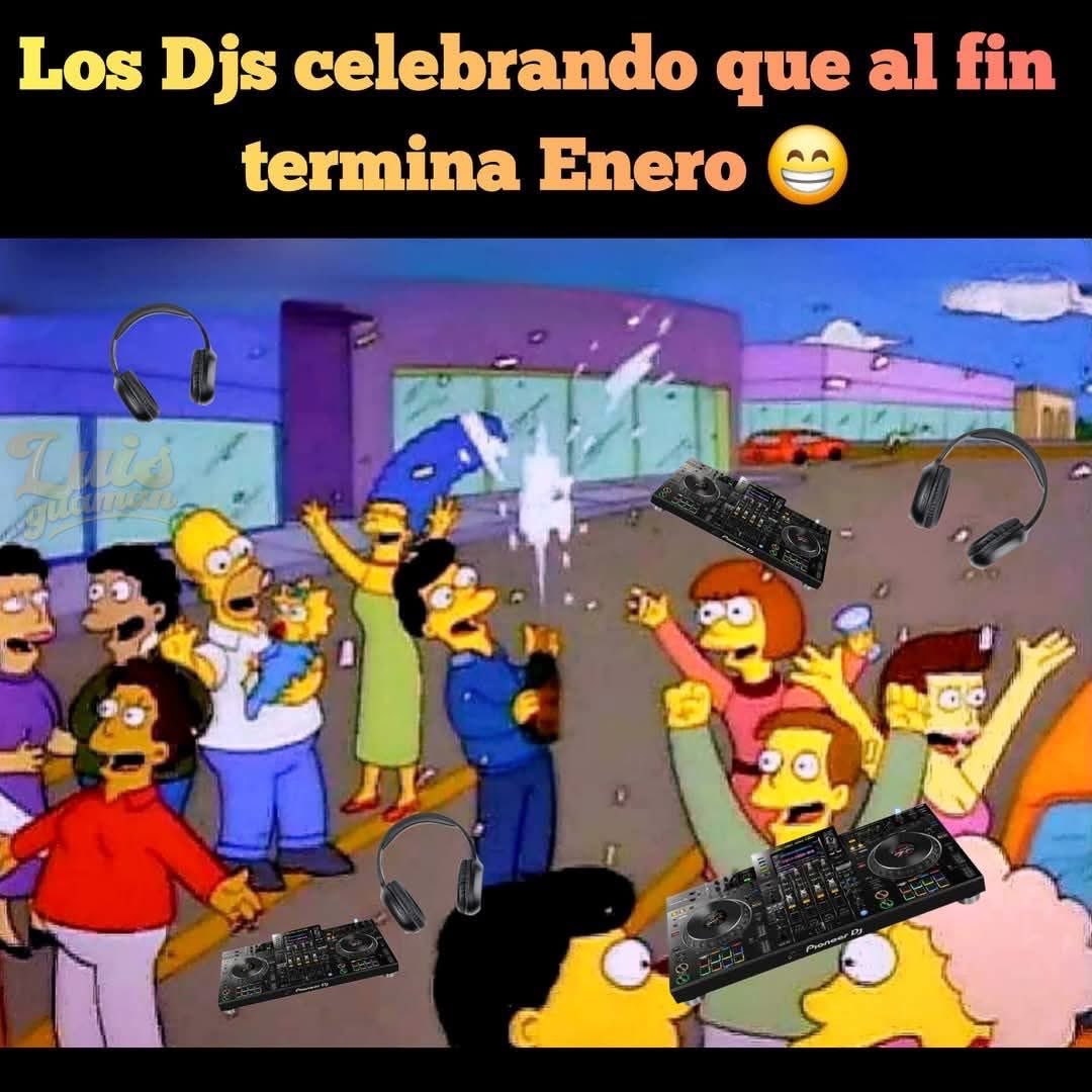 SexyBeats_Music's tweet photo. Cuantos asi?? 🥴🥴🥴
#djlife #Djwork https://t.co/qO1guvpvrF