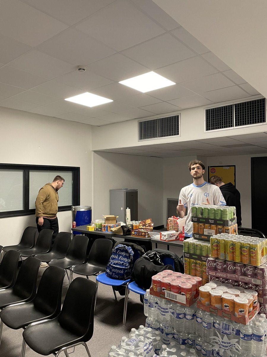 En pleine préparation pour demain 💪

Ça se passe à Courbevoie 📍

#GG #OLÉ