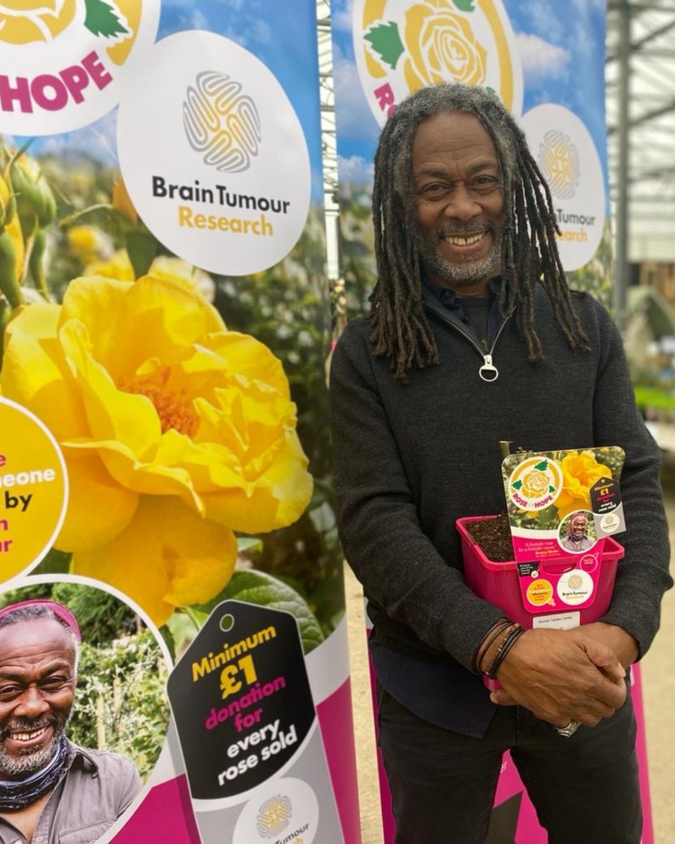 braintumourrsch's tweet photo. ๐น This #ValentinesDay, show your love with something truly meaningful our beautiful #RoseforHope.
Whether for your partner or yourself, this rose blooms with purpose. Make love bloom this Valentineโs Day โก๏ธ https://t.co/d5HOkUe0wR
#LoveAndSupport #BrainTumourResearch https://t.co/fSMrKei5Me
