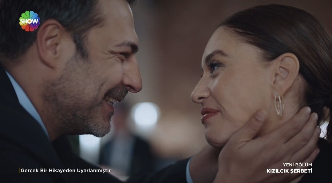 Kalkın dostlar #KıvMer Junior geliyor! Ömer o kadar nazik o kadar tatlı bir yerden ikna etti ki Kıvılcım'ı.. 

#KızılcıkŞerbeti