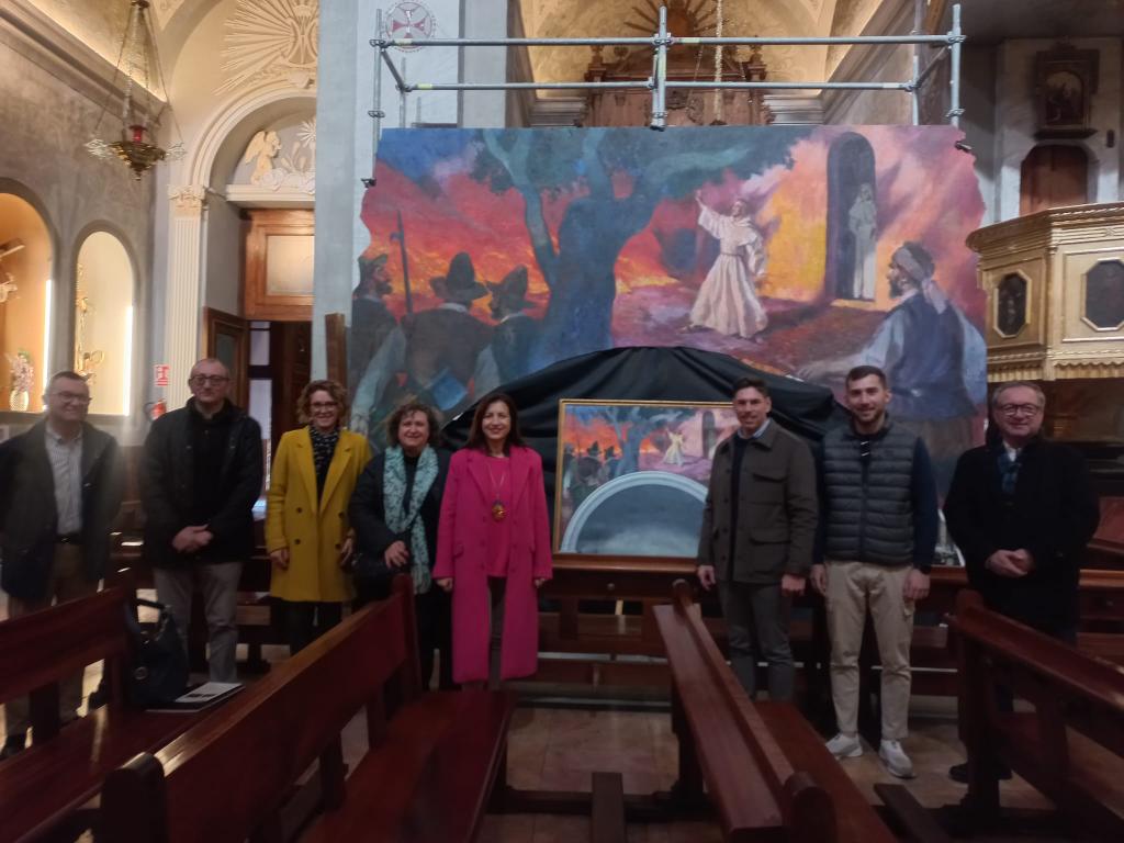 GVAcultura's tweet photo. 🖼La DG de Patrimonio Cultural visita Albaida para presentar la restauración del Luneto del Milagro de Sant Lluís Bertran de José Segrelles,situado en la parroquia de la Asunción de Ntra. Señora de Albaida
👉Financiada por @GVAcultura coincidiendo con el Año Segrelles
@AjAlbaida https://t.co/FTqj5Jrmke